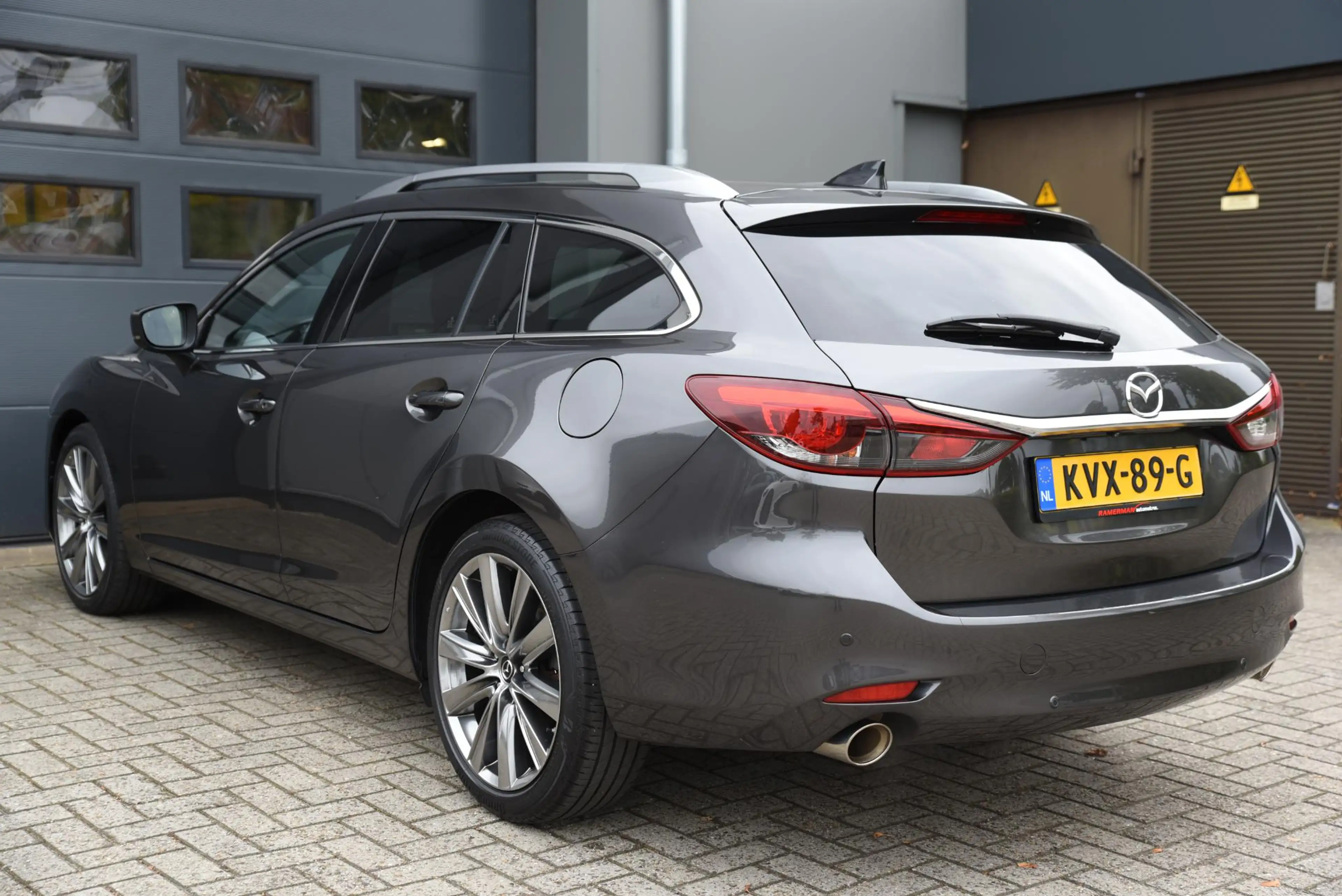 Mazda 6 Sportbreak 2.5 SkyActiv-G 194 Signature — photo 22