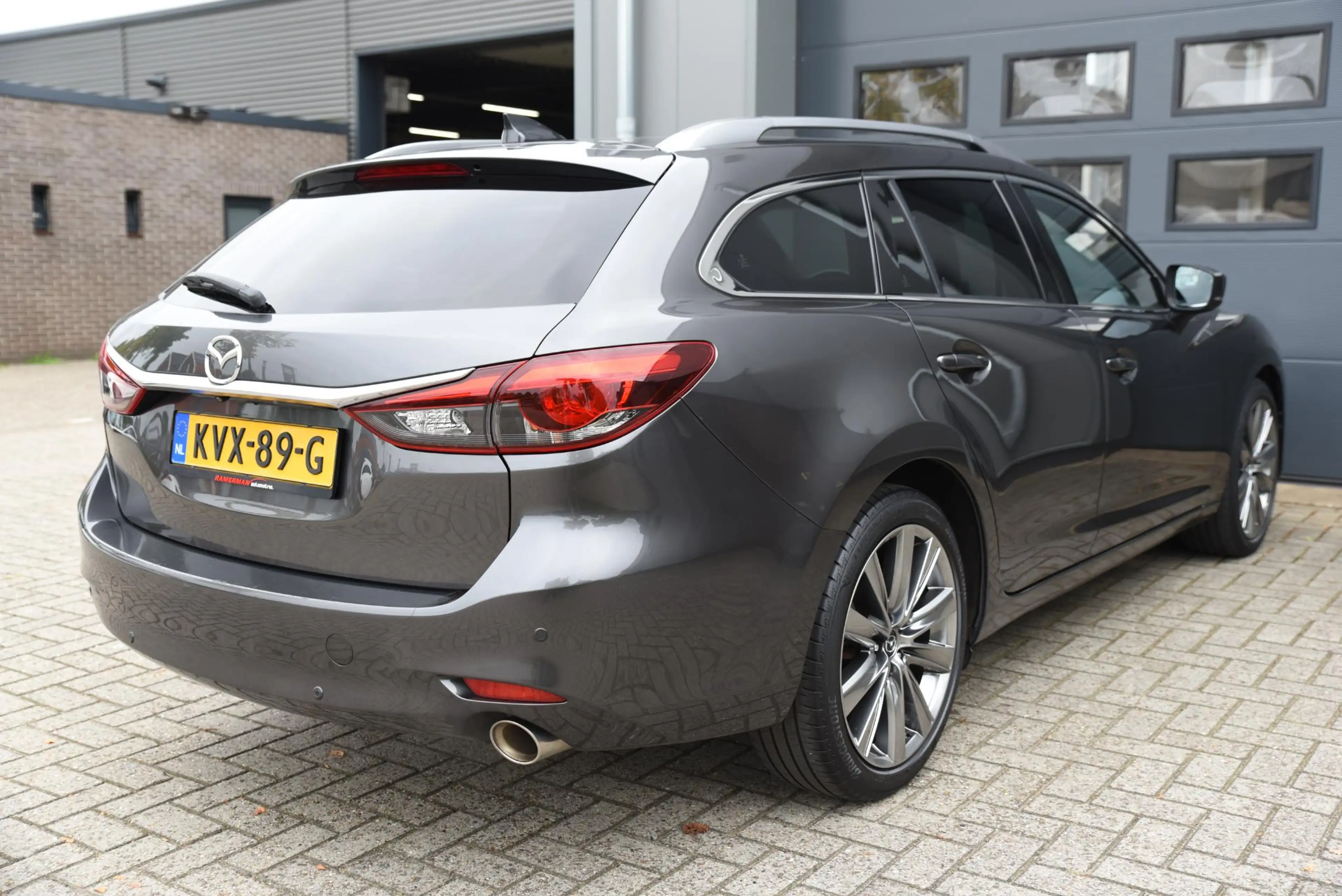 Mazda 6 Sportbreak 2.5 SkyActiv-G 194 Signature — photo 23