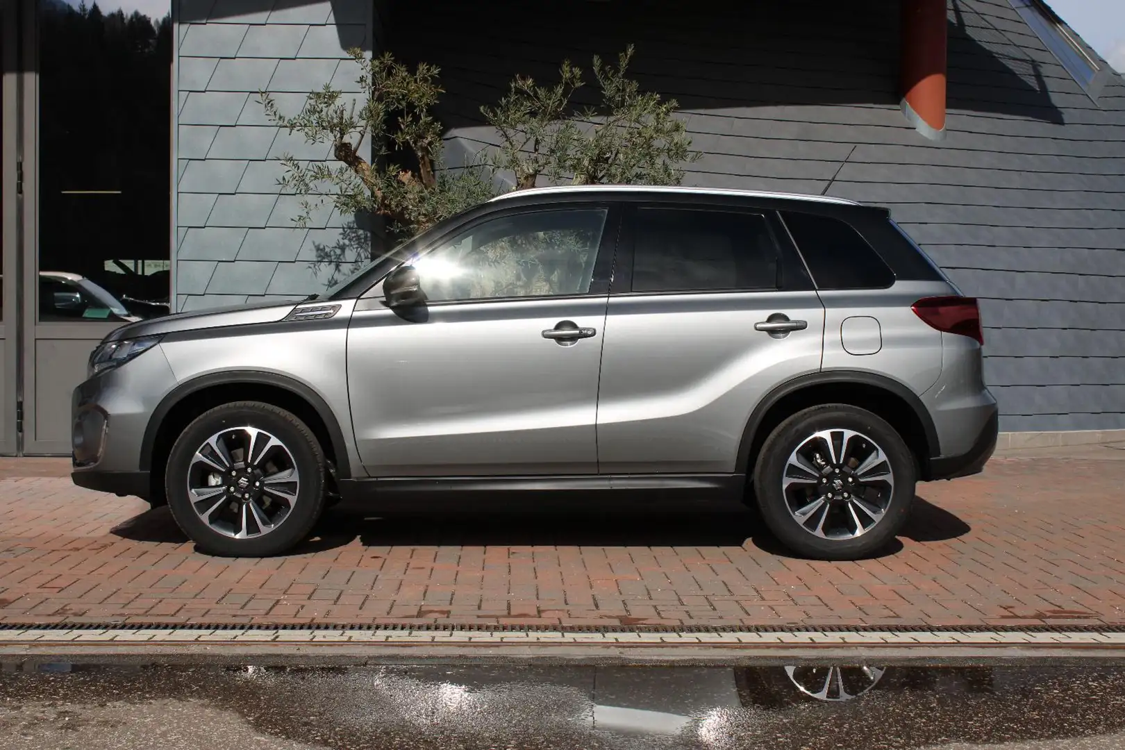 Suzuki Vitara 1.5 140V Hybrid A/T STARVIEW Grigio - 1