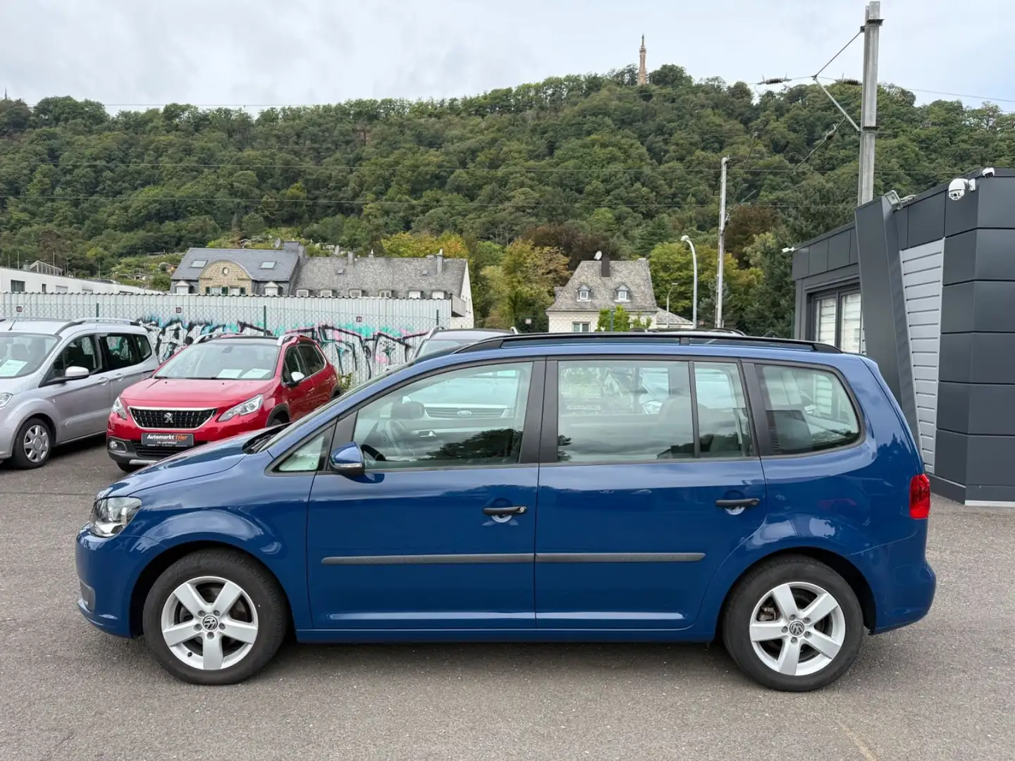 Volkswagen Touran Trendline Top Zustand! TÜV bis 05/2027! Blau - 2