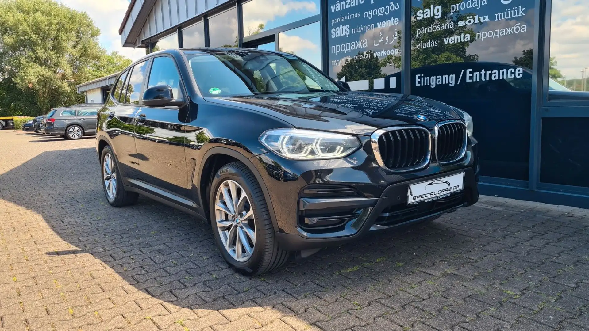 BMW X3 e Advantage - ASSISTS - HUD - AHK - LED Noir - 1