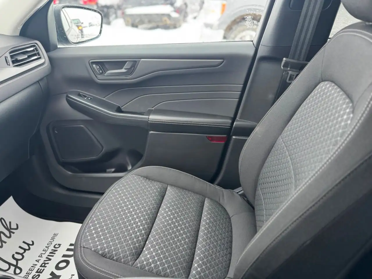 Ford Escape снимка Ford Escape