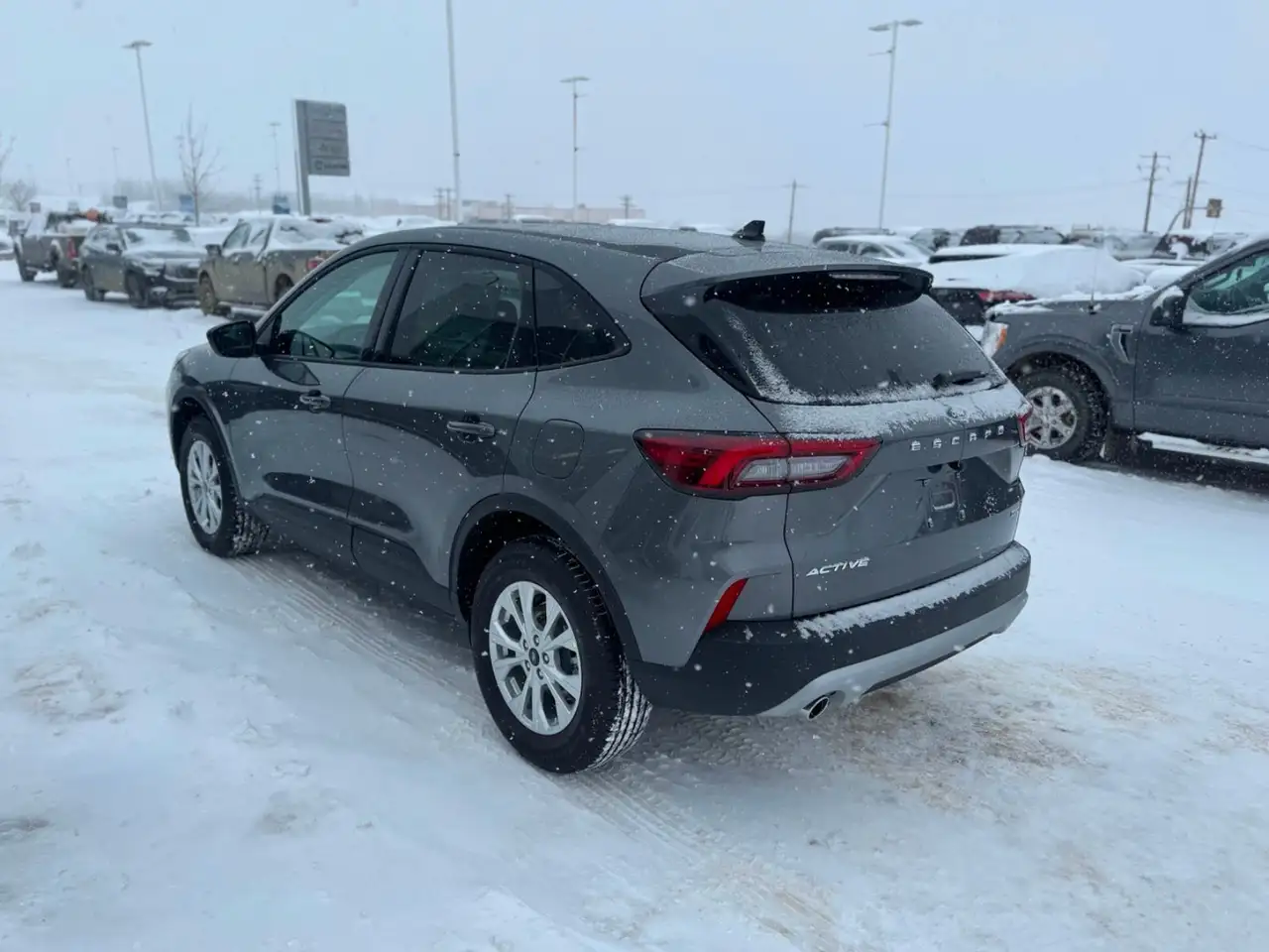 Ford Escape снимка Ford Escape