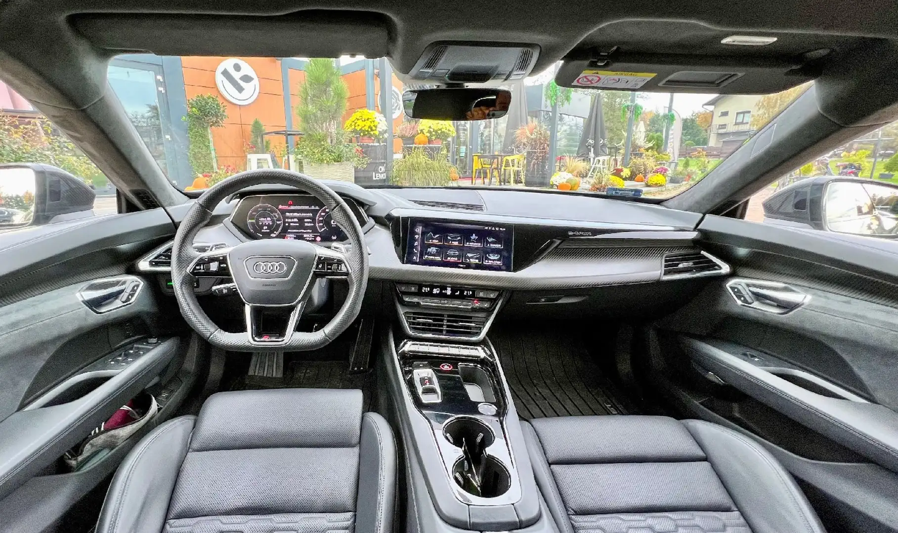 Audi RS e-tron GT Bílá - 2