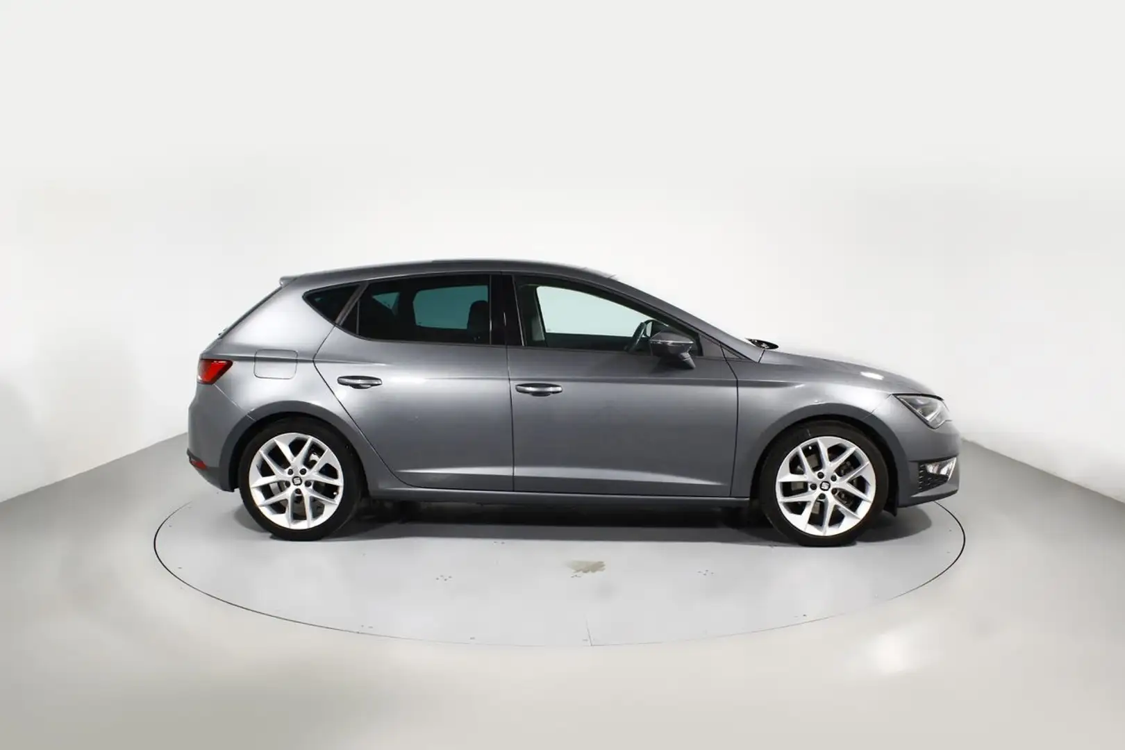 SEAT Leon 1.4 TSI 150 PS S/S ACT FR DCT 5P Gris - 2