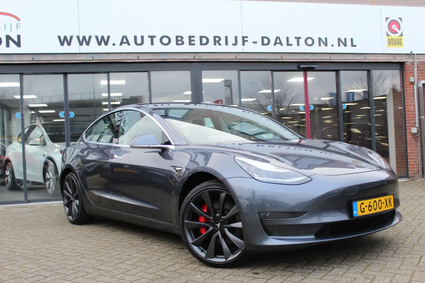 Tesla Model 3 Performance AWD 75 kWh 462 PK 20" AUTOPILOT / PANO Grijs - 1