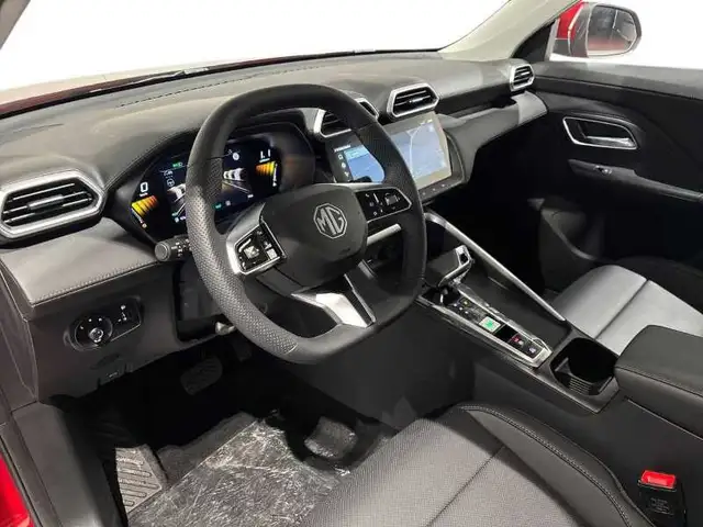 MG ZS view 11