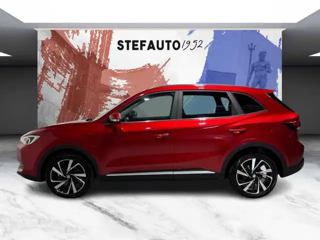 MG ZS view 3
