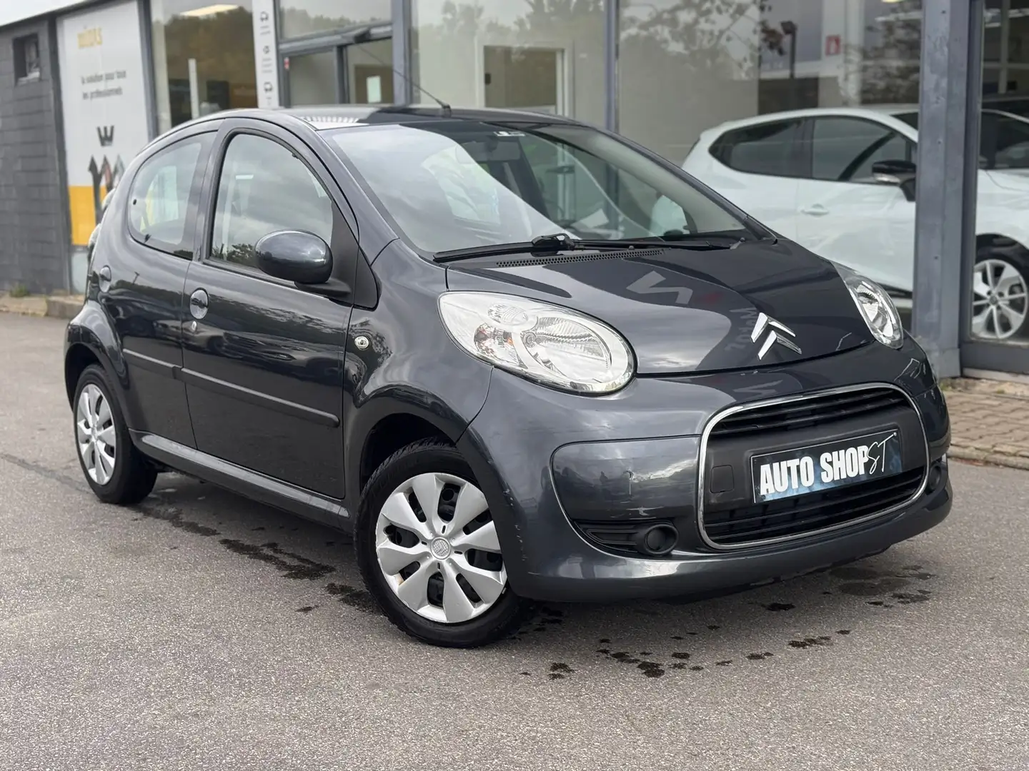 Citroen C1 🟩 C1 1.0 ESSENCE 68CV Grau - 1