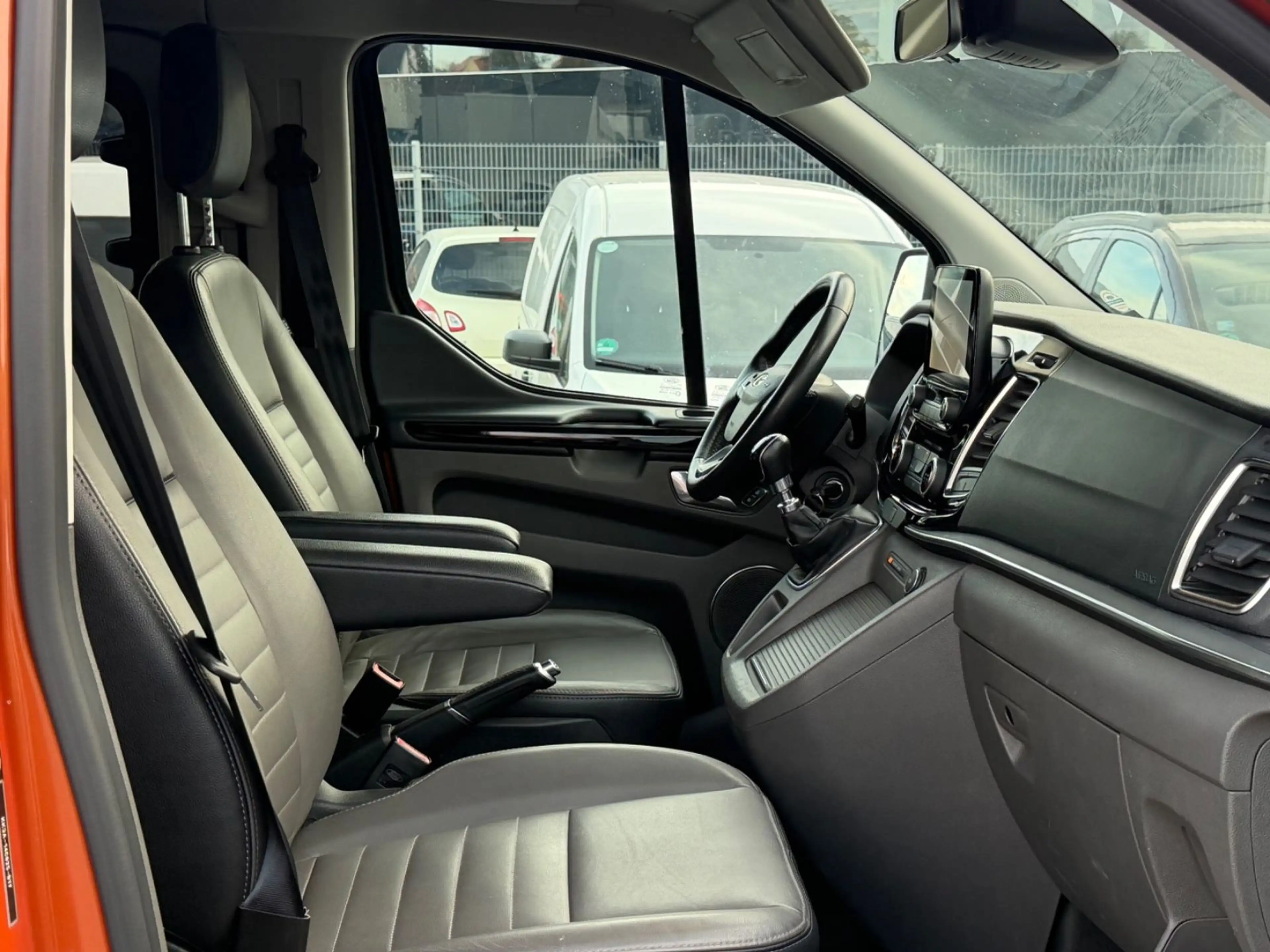 Ford Transit /Tourneo Custom Kombi 320 L1 Tourneo Tita — photo 11