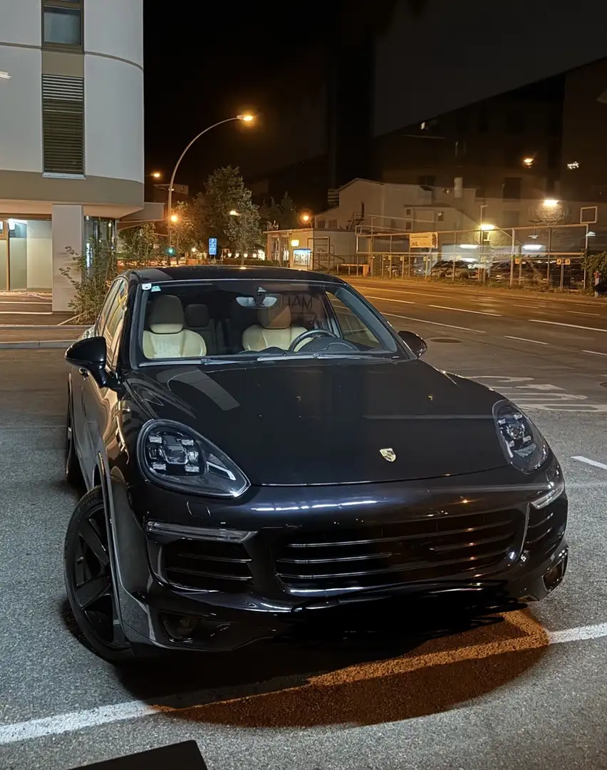 Porsche Cayenne Cayenne S / Diesel 4,2 L V8 - 1