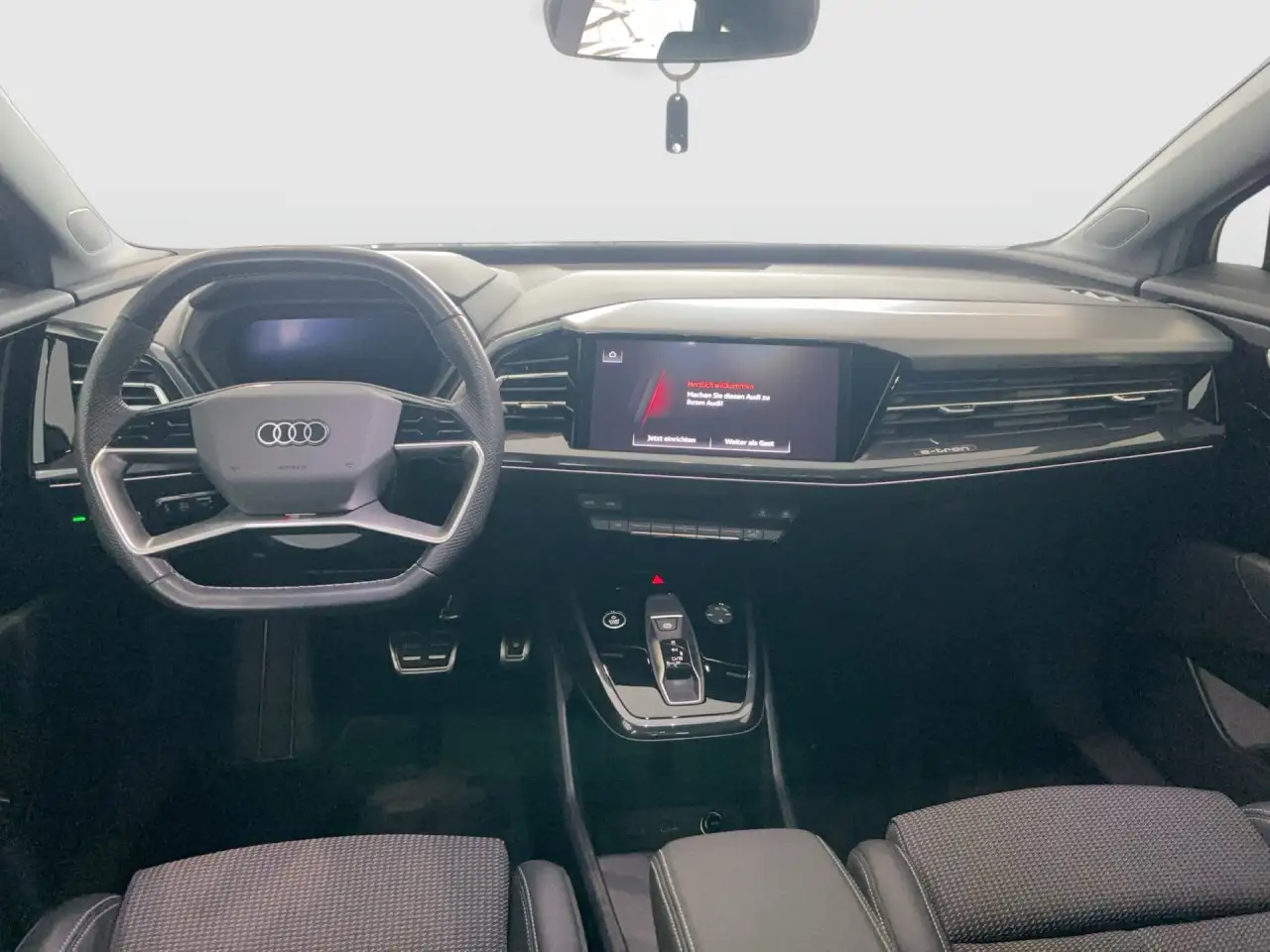Audi Q4 e-tron 35 LED Navi S-line Exter.+Inter. SpSi LM20 Klima 11