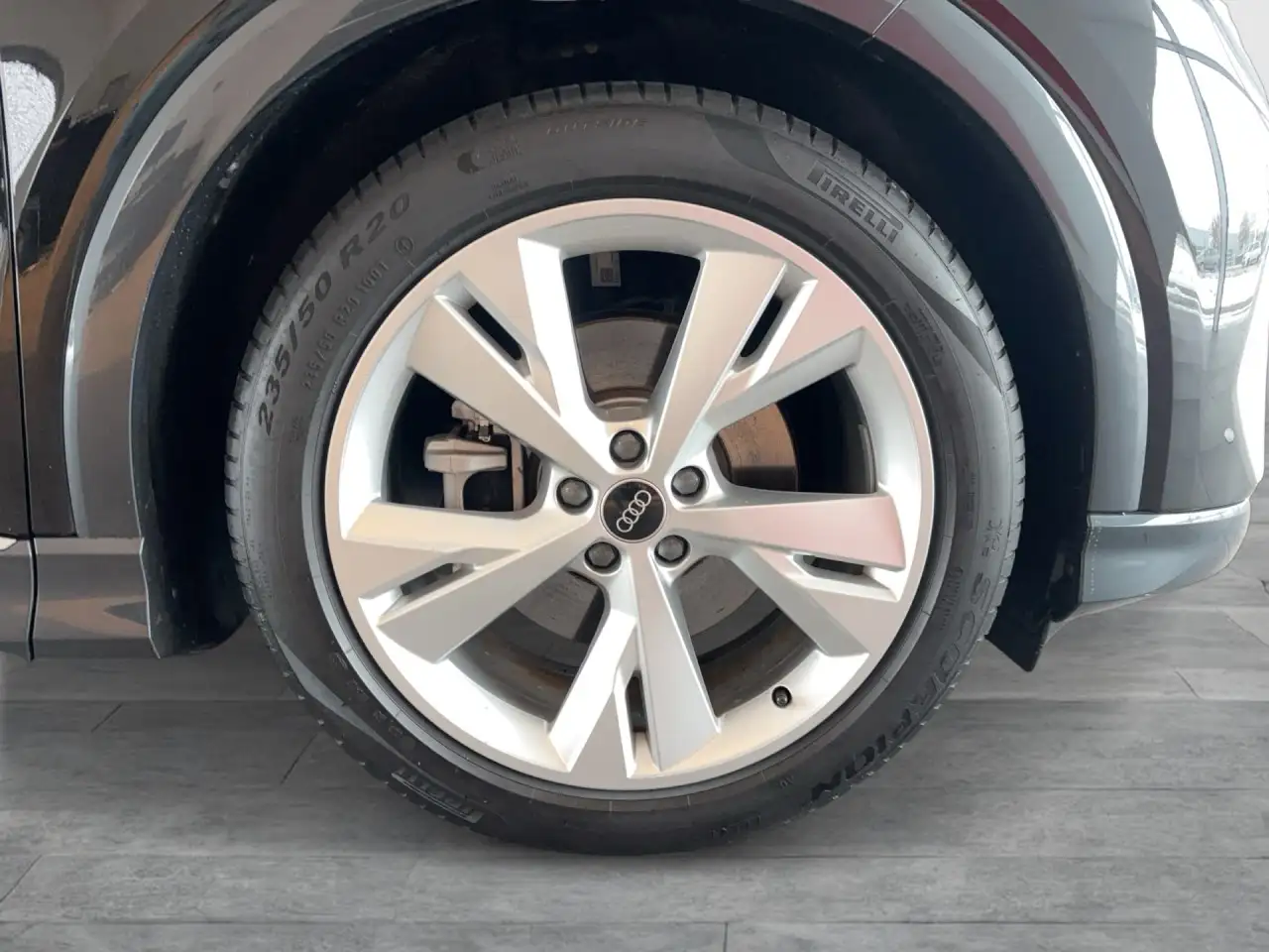 Audi Q4 e-tron 35 LED Navi S-line Exter.+Inter. SpSi LM20 Klima 7