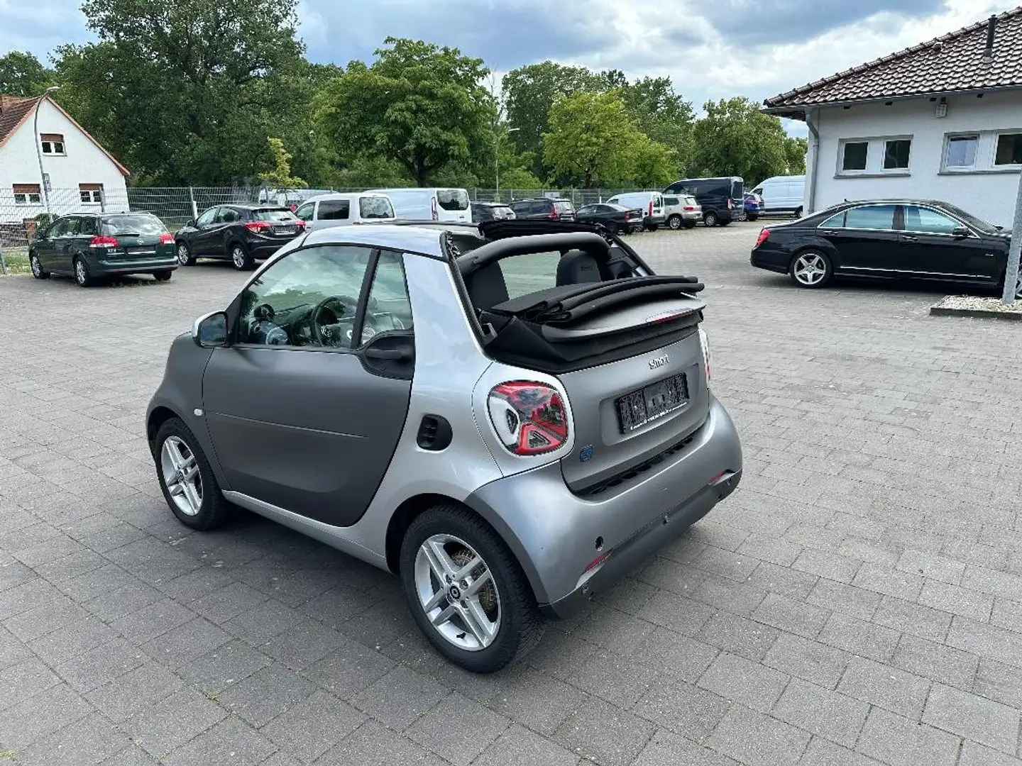 smart forTwo EQ Cabrio LED Grau - 2