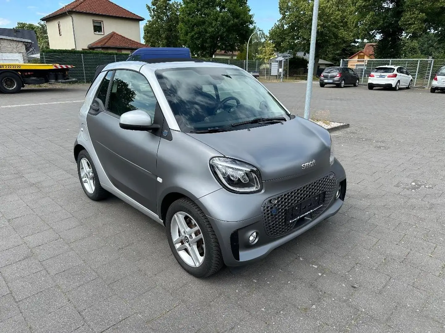 smart forTwo EQ Cabrio LED Grau - 1
