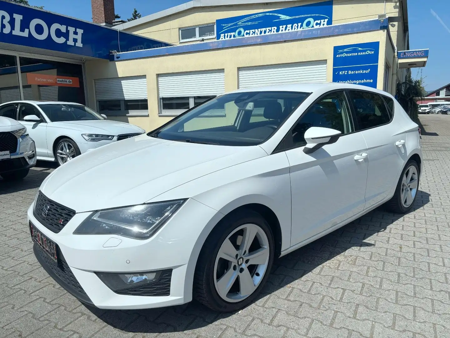 SEAT Leon FR Sport 2.0 TDI*Navi*LED*Alcantara*Sound Weiß - 1