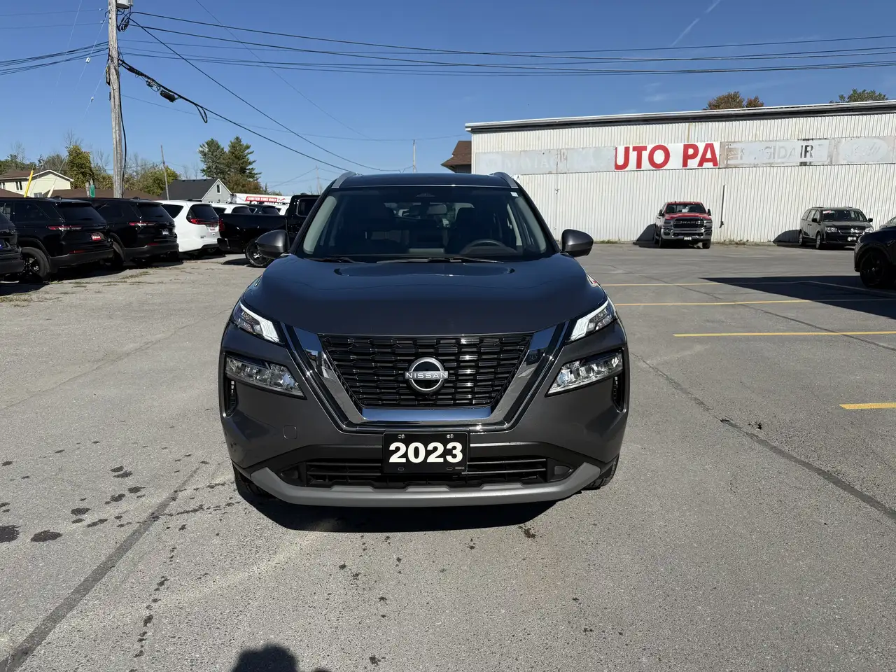 Nissan Rogue снимка Nissan Rogue