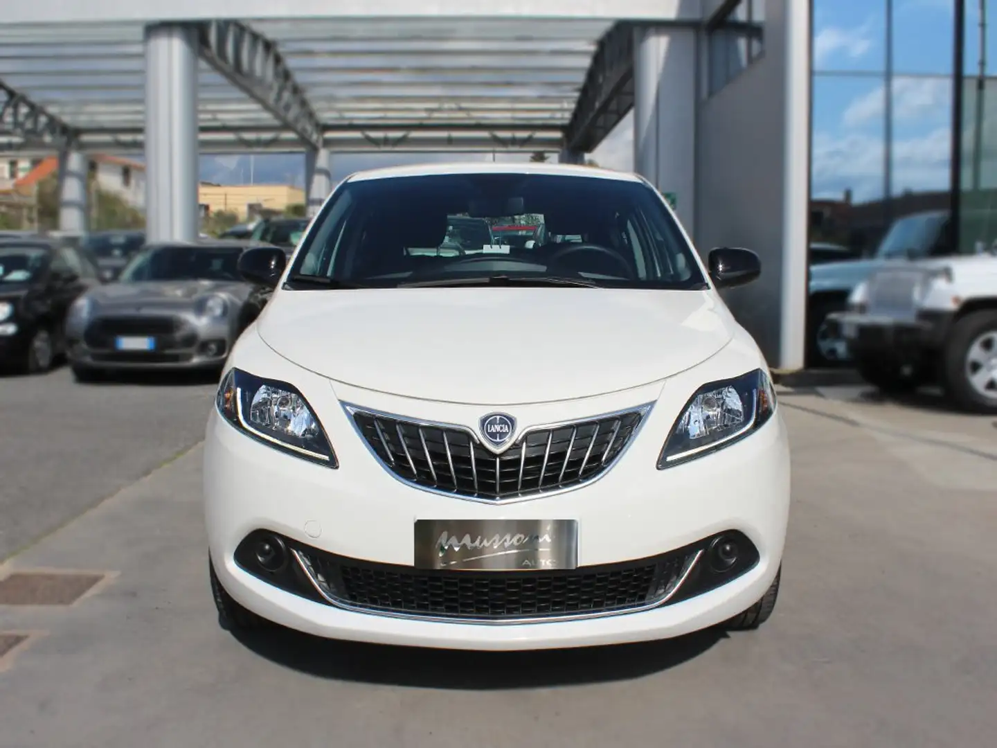 Lancia Ypsilon 1.0 firefly hybrid Silver S&S Bianco - 2
