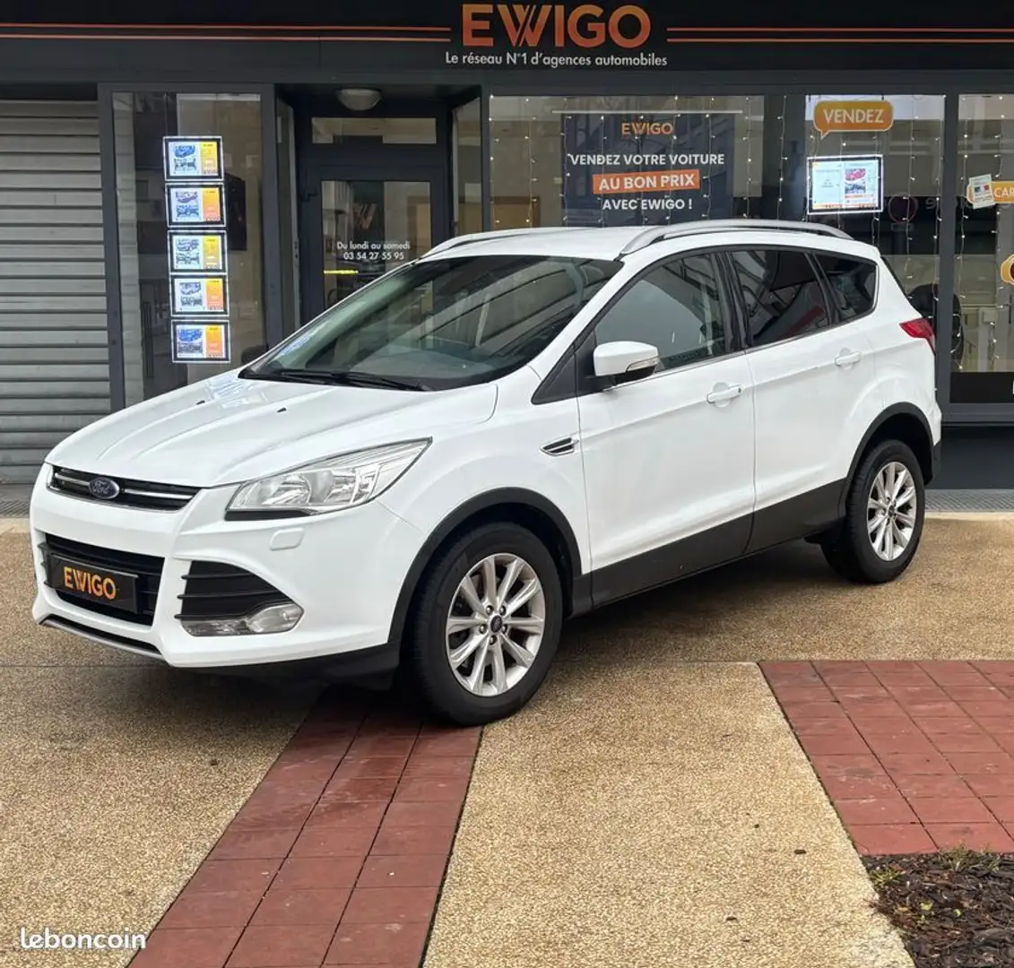 Ford Kuga 2.0 tdci 150ch titanium 4x2 1er main entretien complet sieges chauffants Blanc - 1