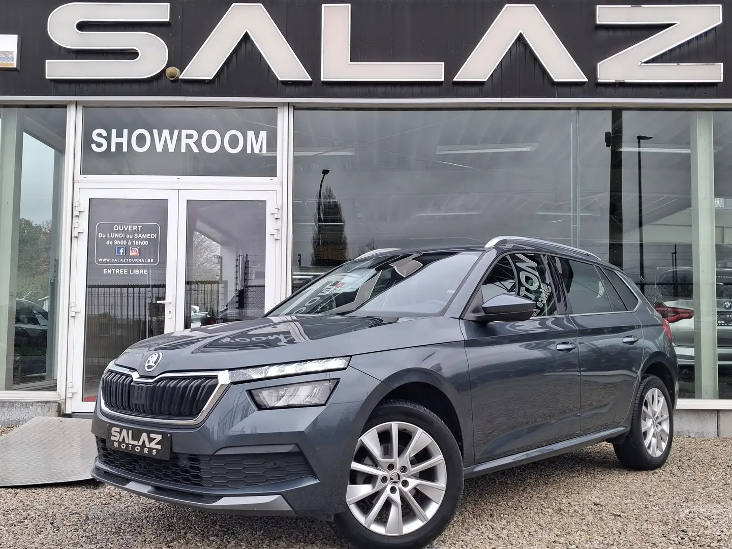 Skoda Kamiq Kamiq 1.0 TSI Ambition / JANTES/SIEGES CHAUFF/GPS Gris - 1