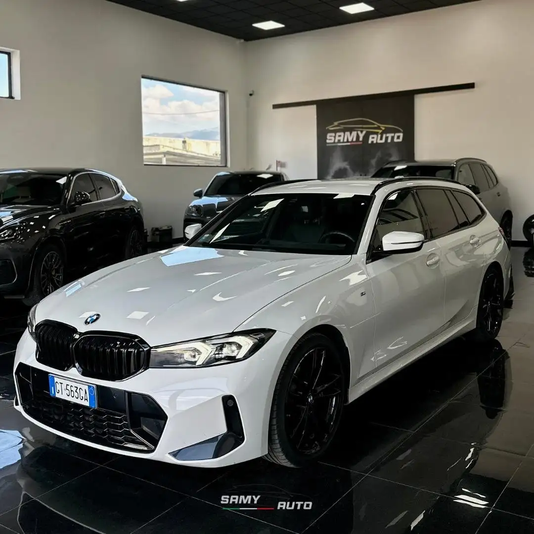 BMW 320 320d Touring mhev 48V xdrive MSport auto Bianco - 2