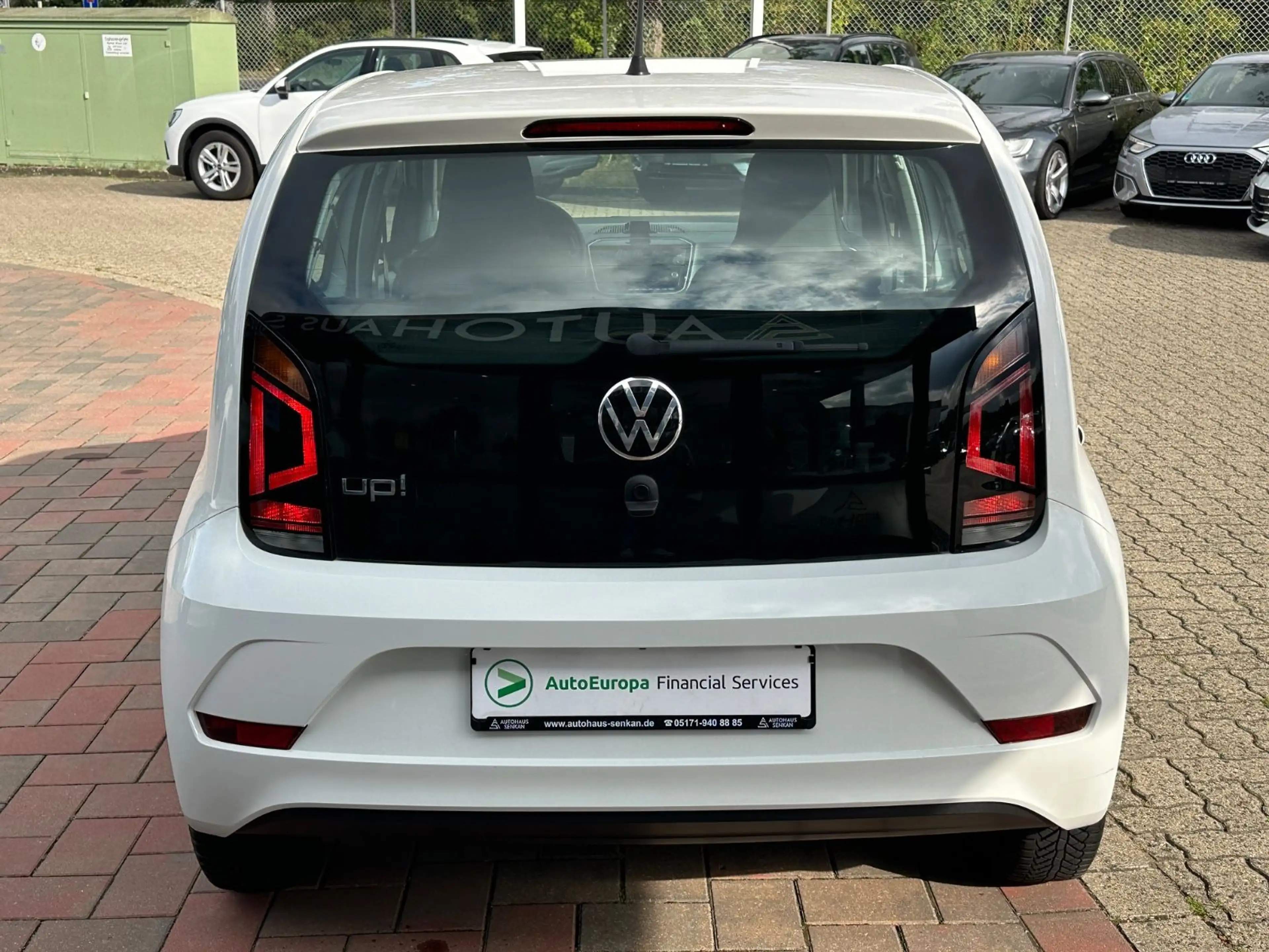 Volkswagen up! move up 1.0 MPI *4-TÜREN*SHZ*KLIMA*DAB+ — photo 4