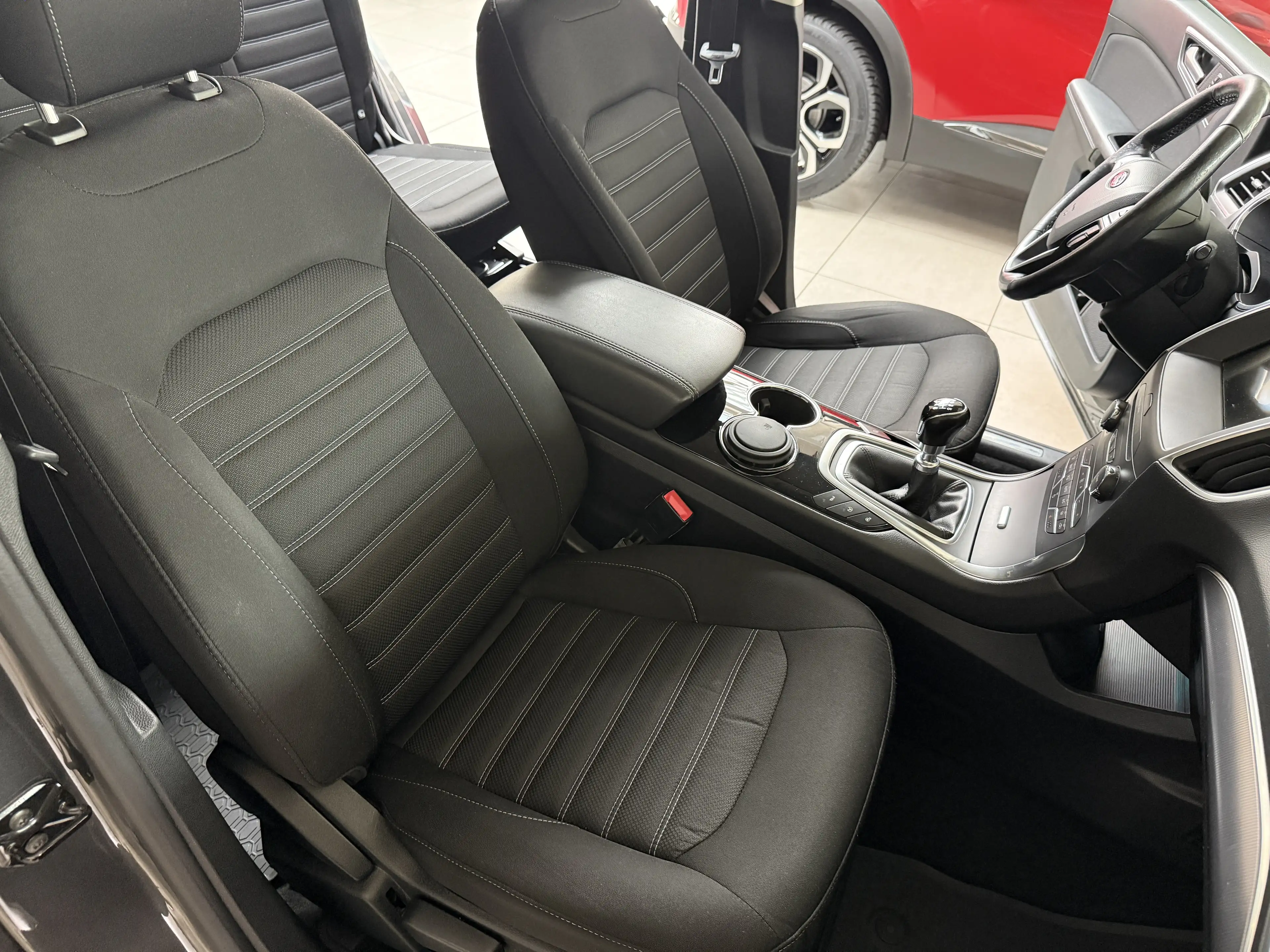 Ford Galaxy Titanium 7-Sitzer Kamera Keyless SHZ Navi — photo 8