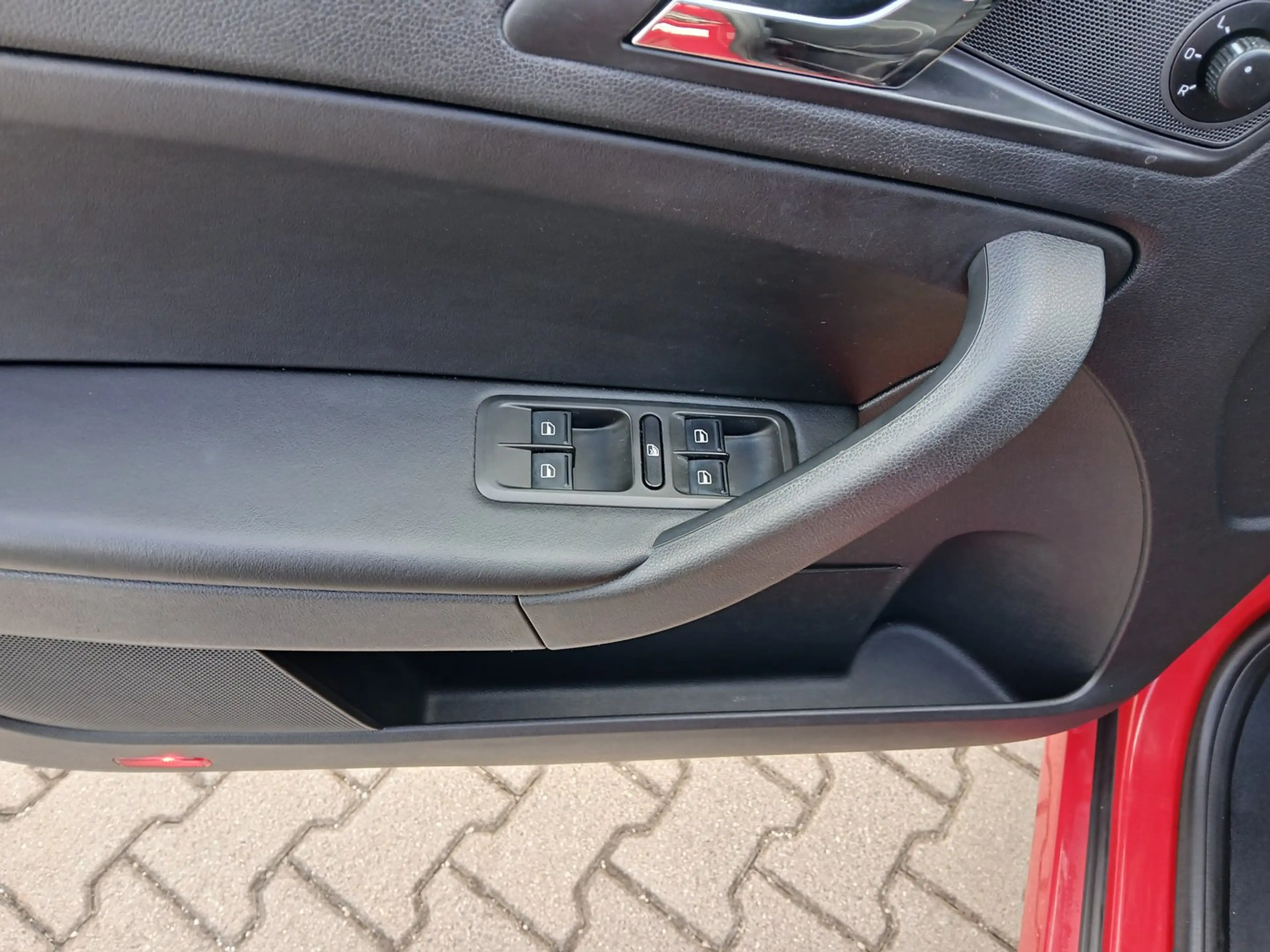 Skoda Yeti 4x4 Style TDI SCR — photo 13