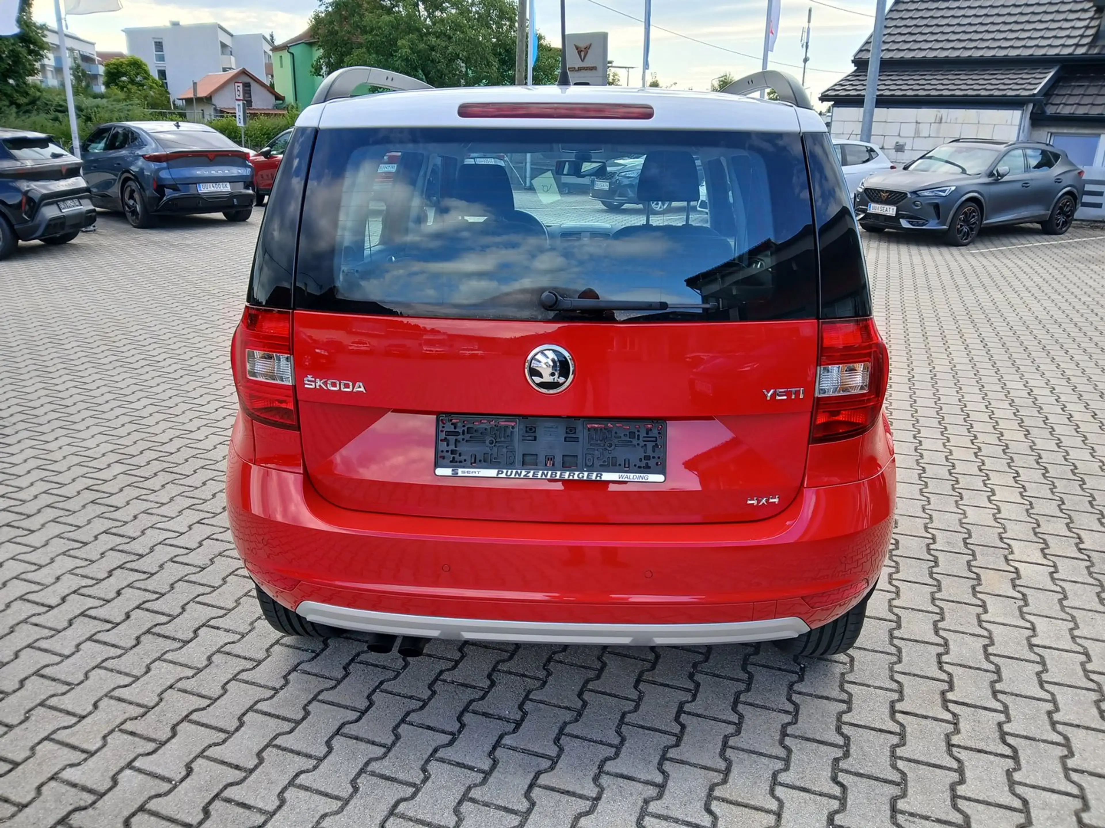 Skoda Yeti 4x4 Style TDI SCR — photo 7