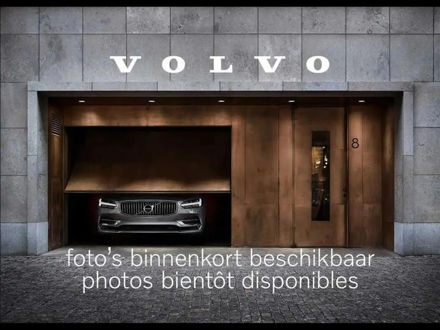 Volvo V60 Cross Country D3 Cross country / Diesel Коричневый - 1