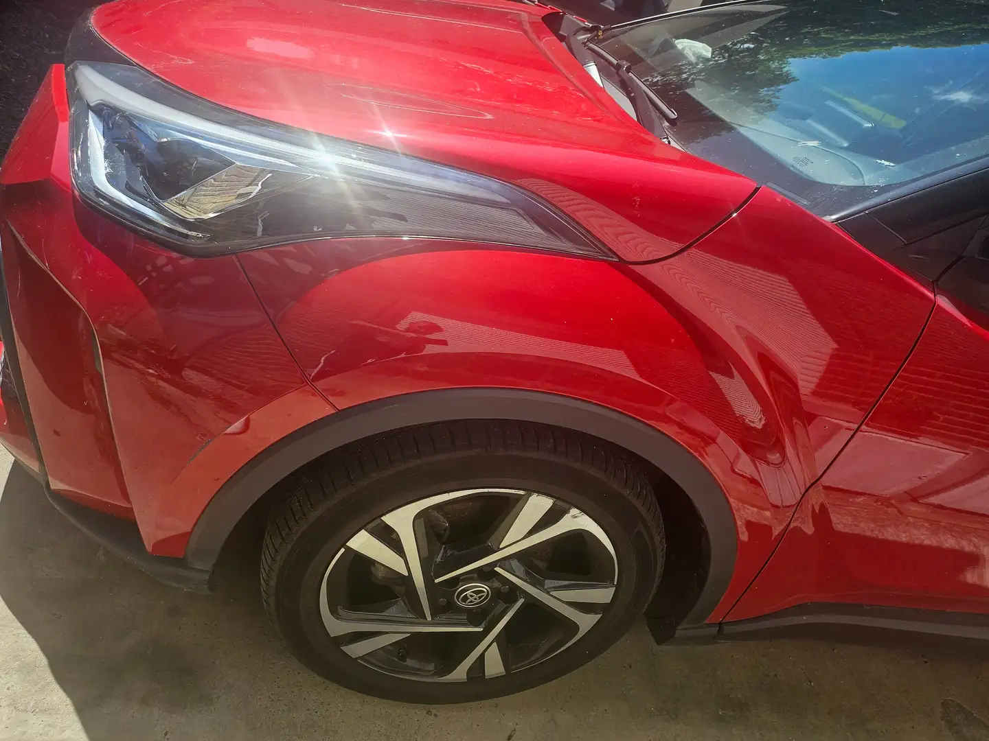 Toyota C-HR C-HR Hybrid 1.8i VVT-i GR Sport E-CVT Rouge - 1