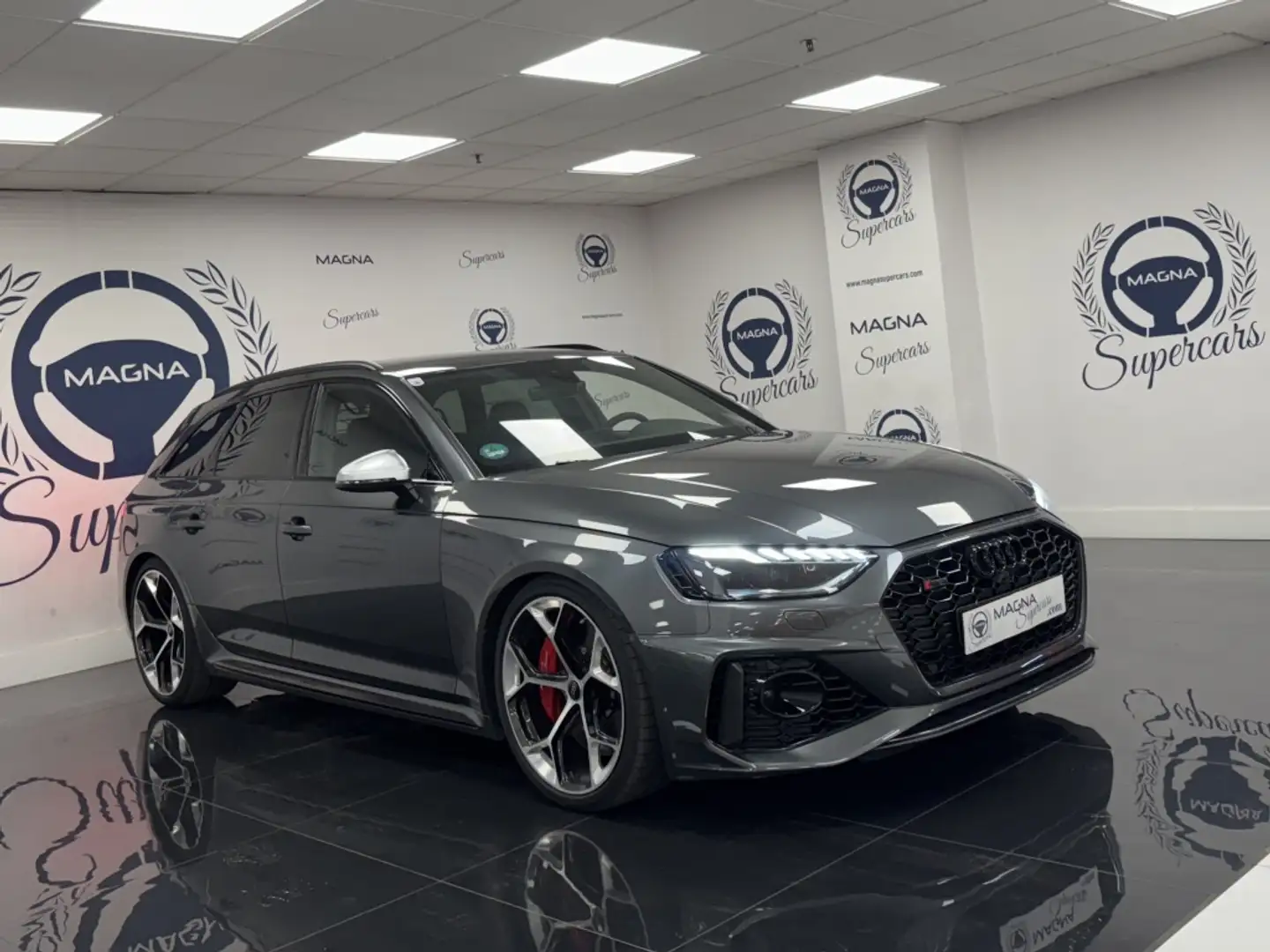 Audi RS4 Avant TFSI Competition plus quattro tiptronic Gris - 1