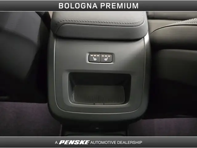 Volvo XC60 view 15
