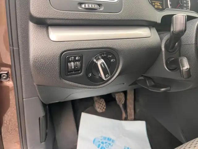 Volkswagen Sharan view 16
