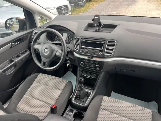 Volkswagen Sharan view 10
