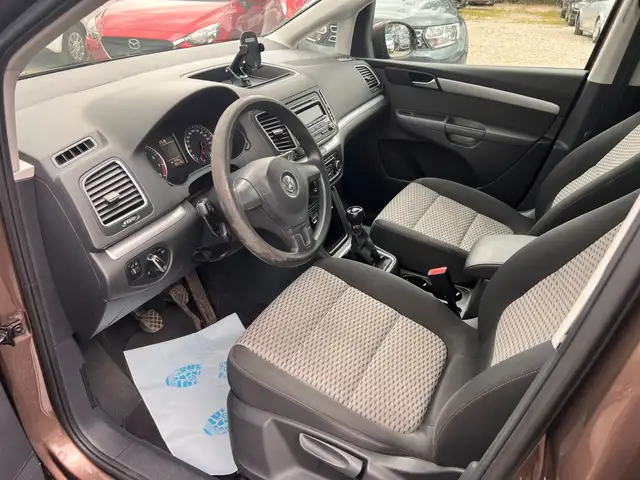 Volkswagen Sharan view 9