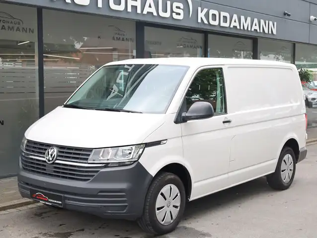 Volkswagen Transporter view 5