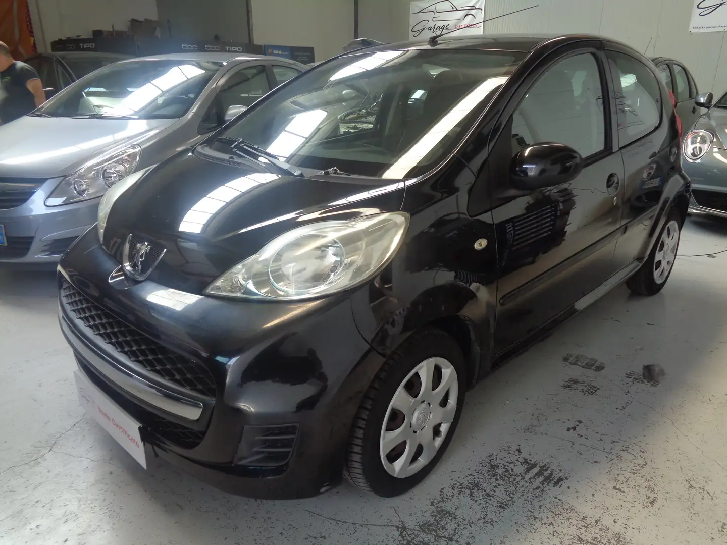 Peugeot 107 107 1.0 12v Allure (sweet years) 5p FL Nero - 1