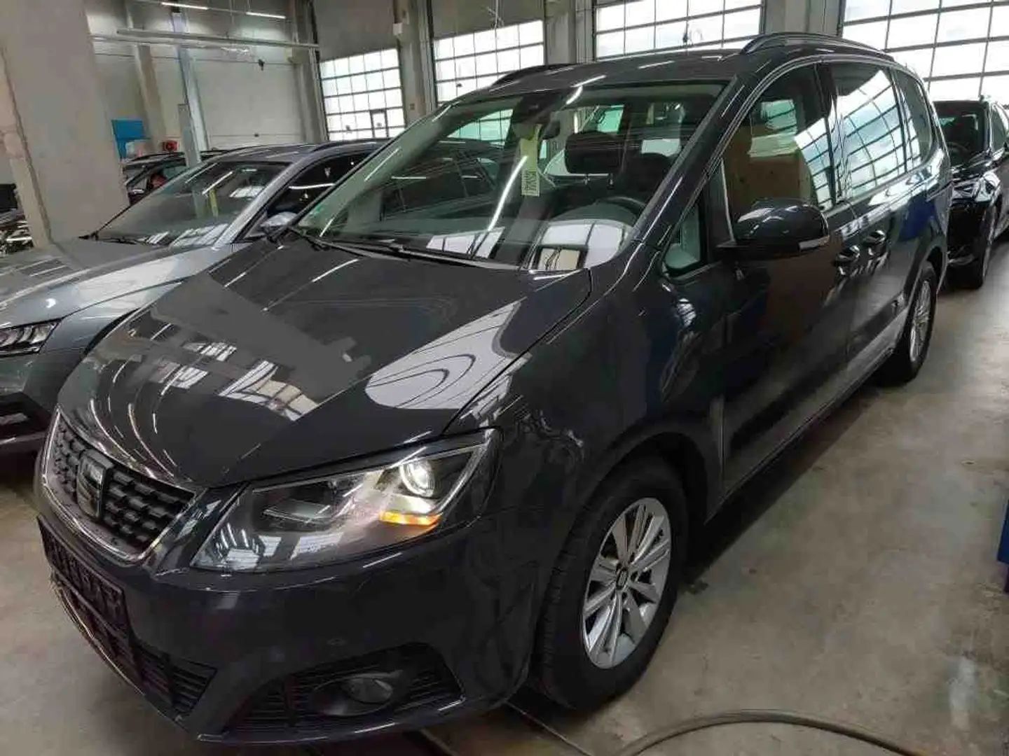 SEAT Alhambra Style 1.4 TSI *nur an Gewerbe* AHK Xenon AHK ACC Gris - 2