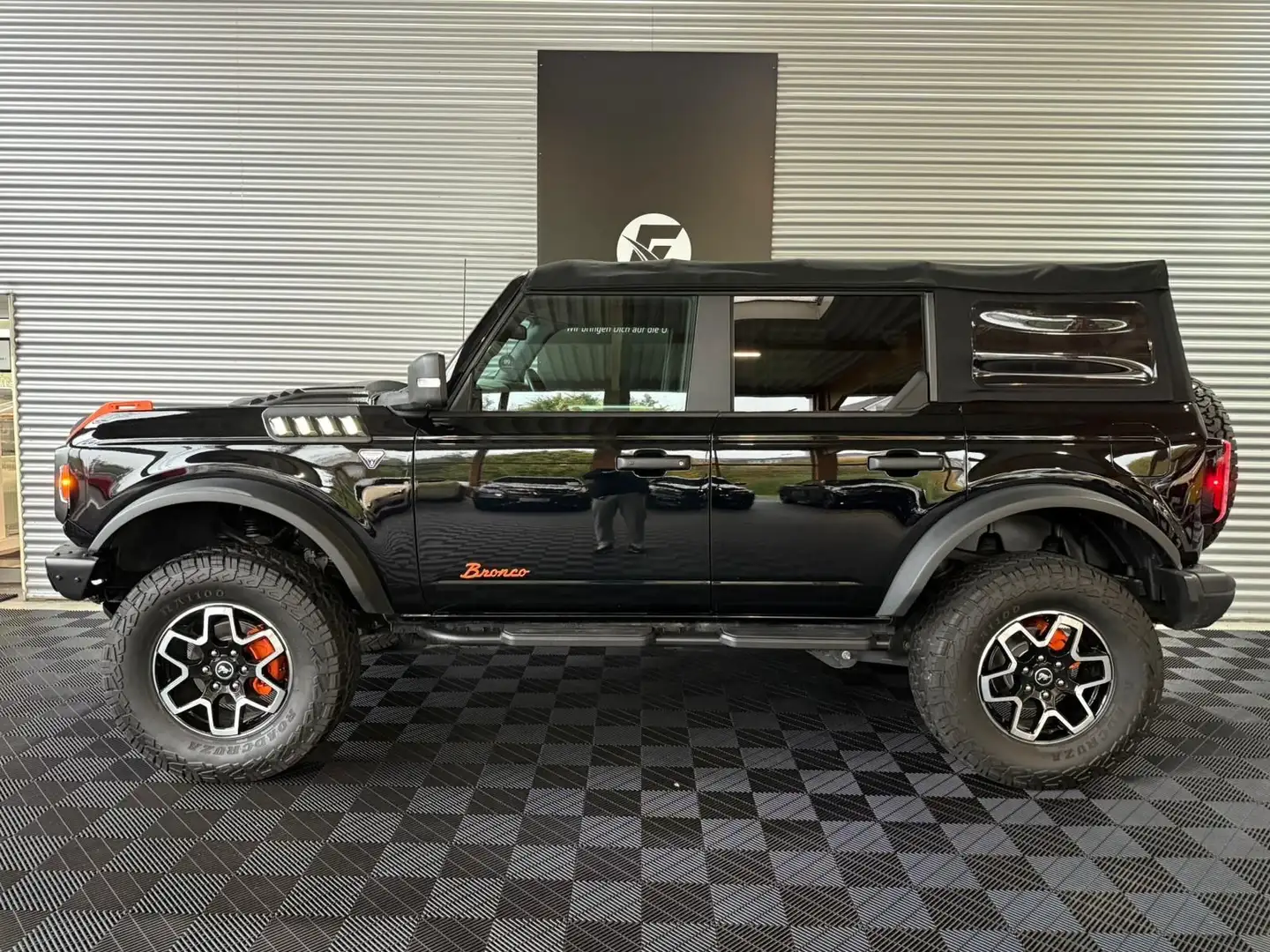 Ford Bronco BADLANDS 4 Door Advanced 4x4 2.7 EcoBoost Schwarz - 2