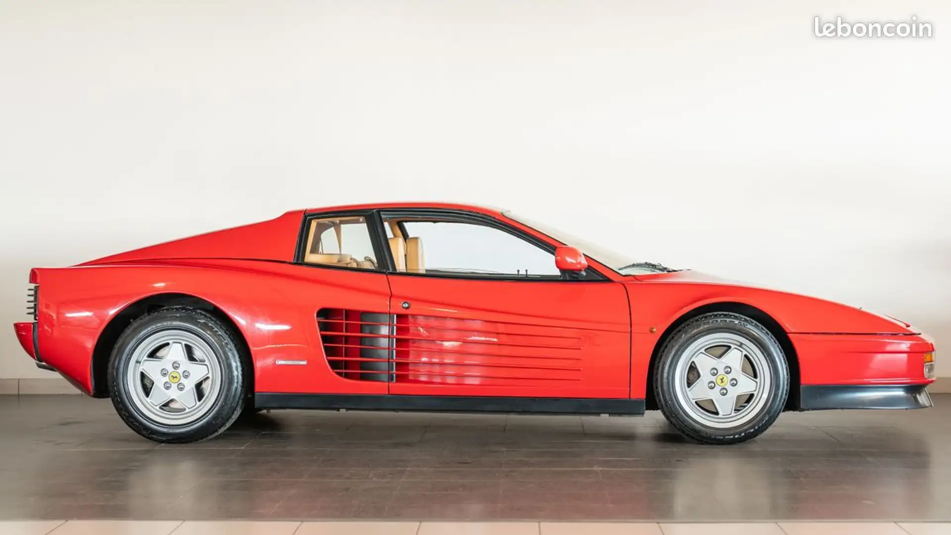 Ferrari Testarossa Rot - 2