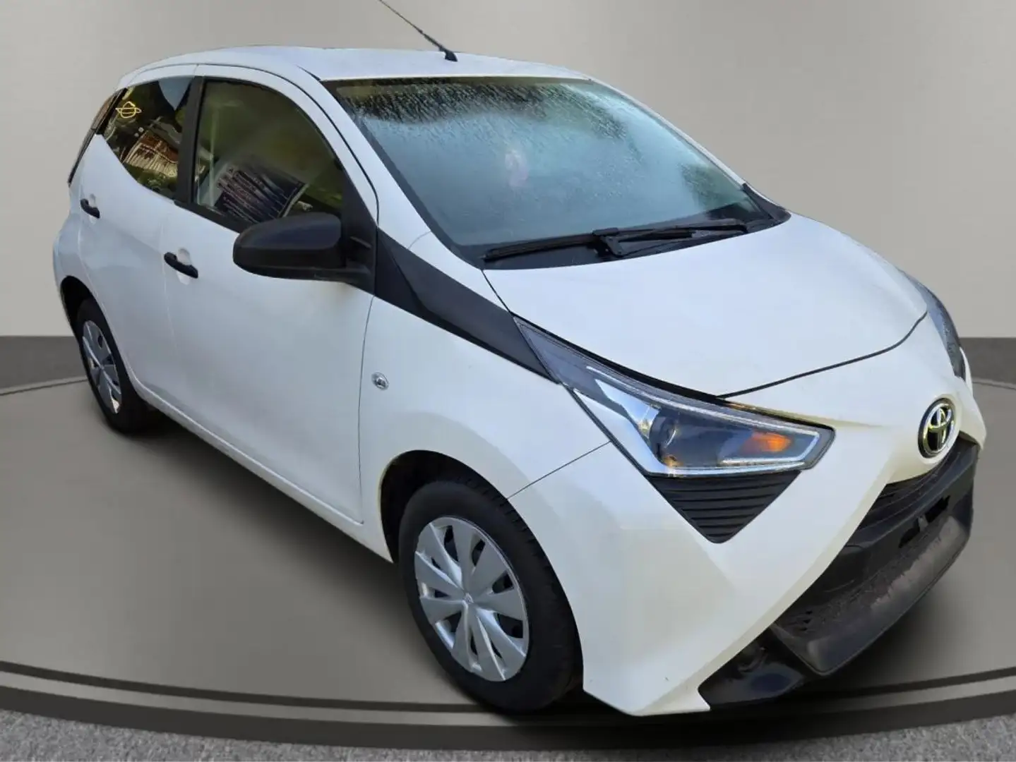 Toyota Aygo 3p 1.0 x-cool 72cv Wit - 1