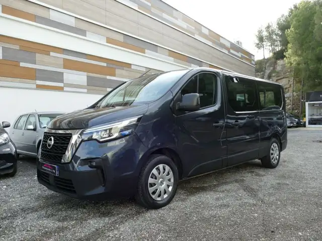 Nissan NV300 COMBI 3.0 T 2.0 DCI L2HI 150 Ch N-CONNECTA BVM6 9 PLACES