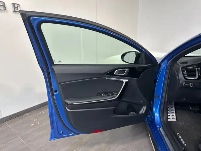 Kia Proceed view 6