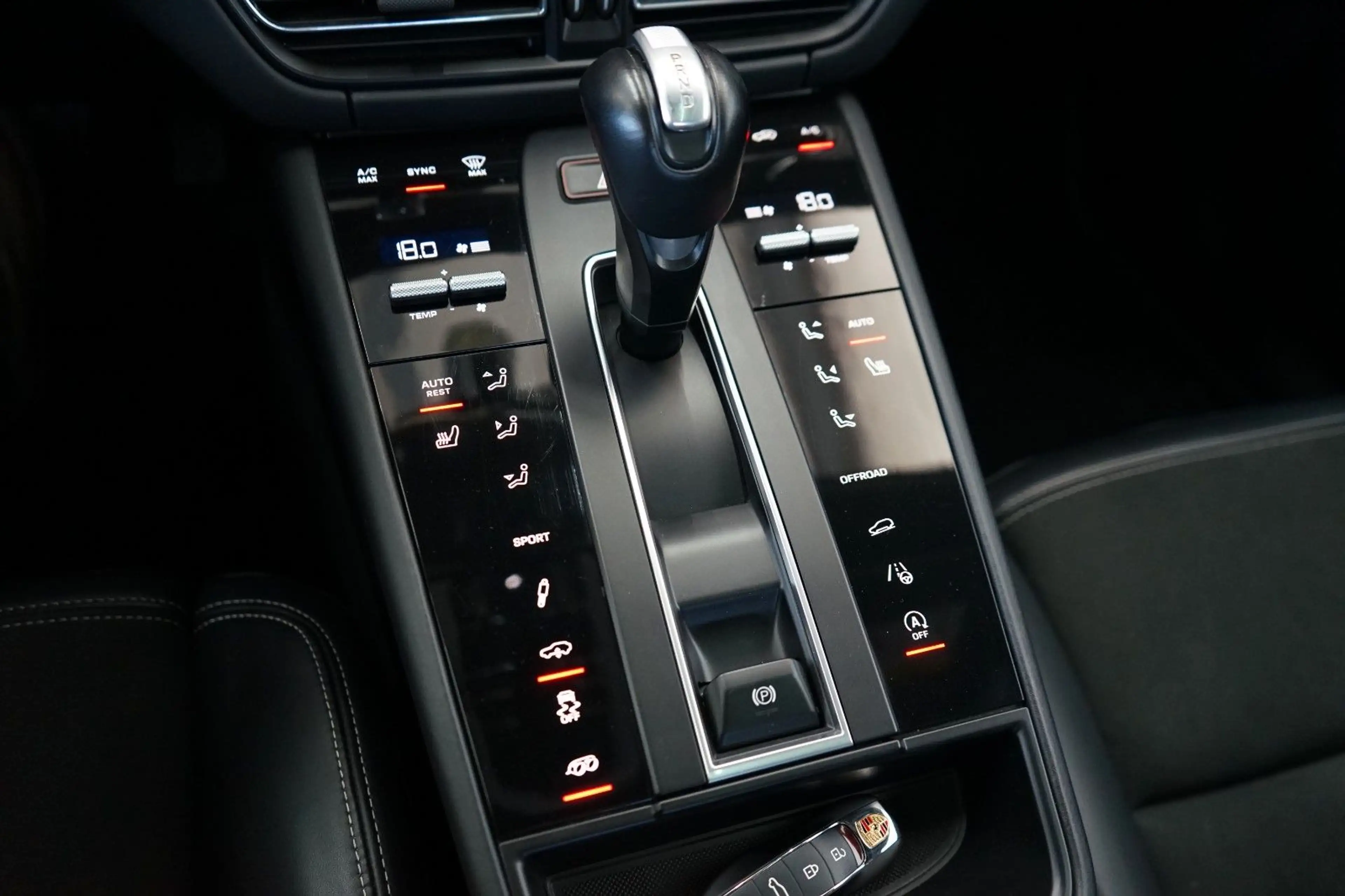 Porsche Macan GTS/LUFT/PANO/ACC/STHZ/18W/BOSE/CAM/KEYLES — photo 13