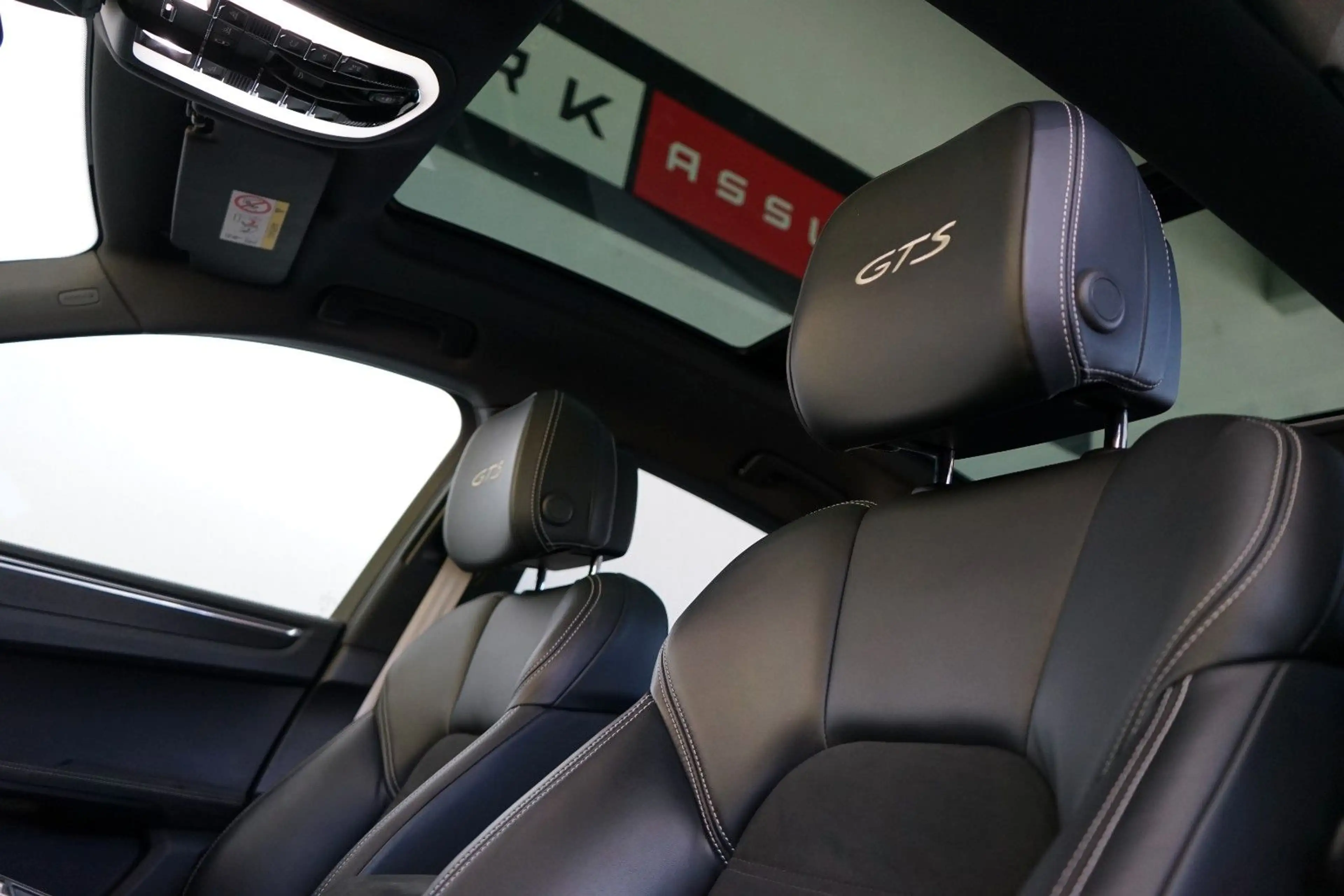 Porsche Macan GTS/LUFT/PANO/ACC/STHZ/18W/BOSE/CAM/KEYLES — photo 17