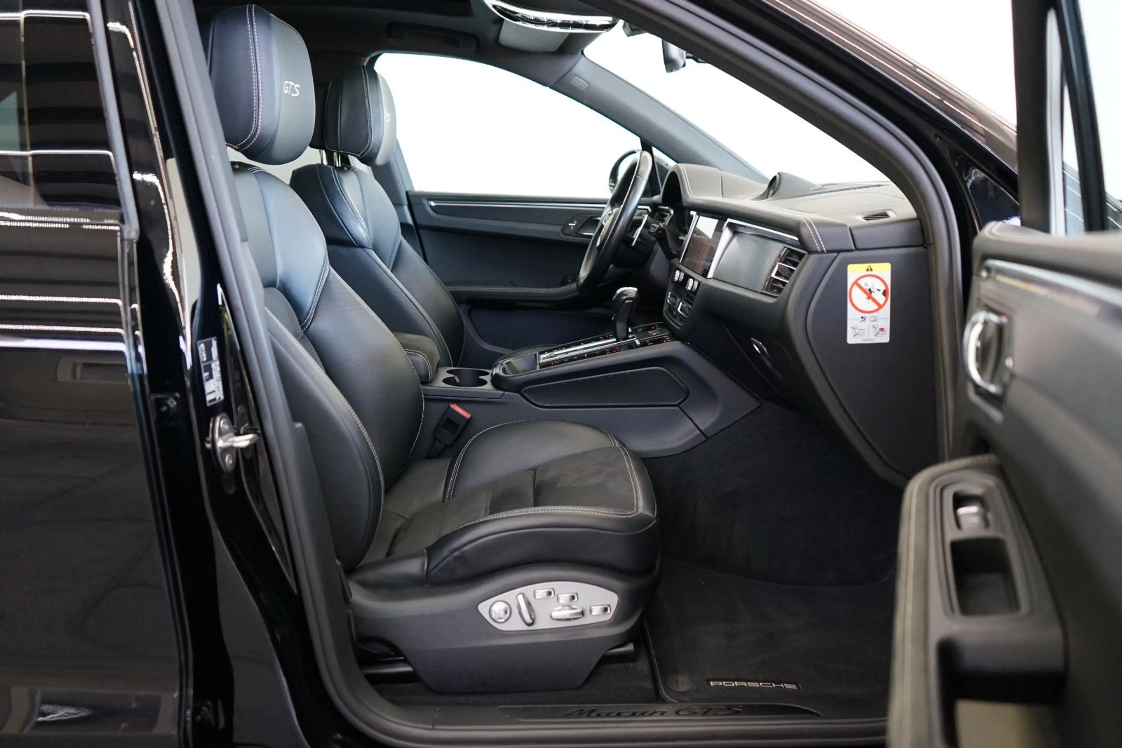 Porsche Macan GTS/LUFT/PANO/ACC/STHZ/18W/BOSE/CAM/KEYLES — photo 7