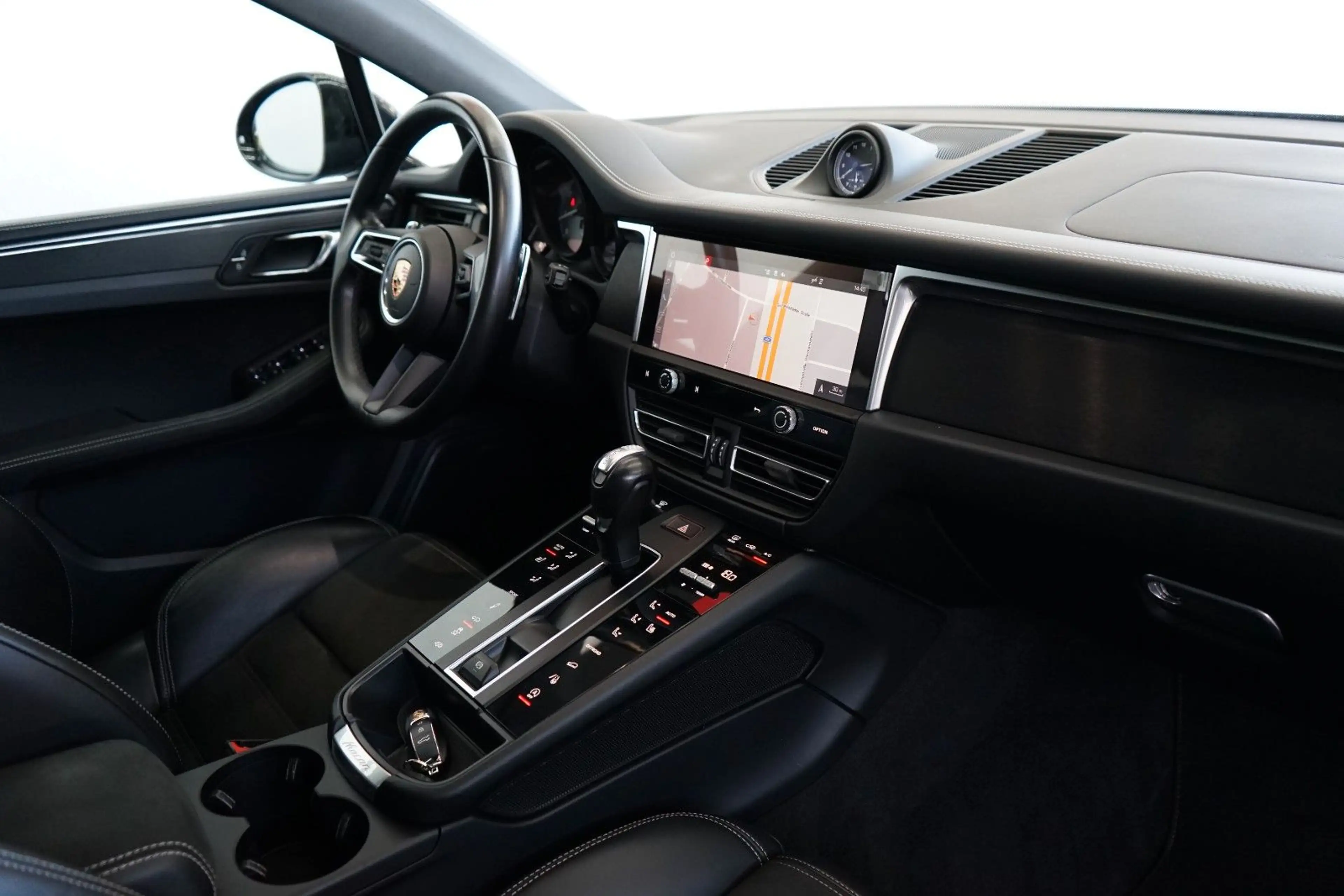 Porsche Macan GTS/LUFT/PANO/ACC/STHZ/18W/BOSE/CAM/KEYLES — photo 8