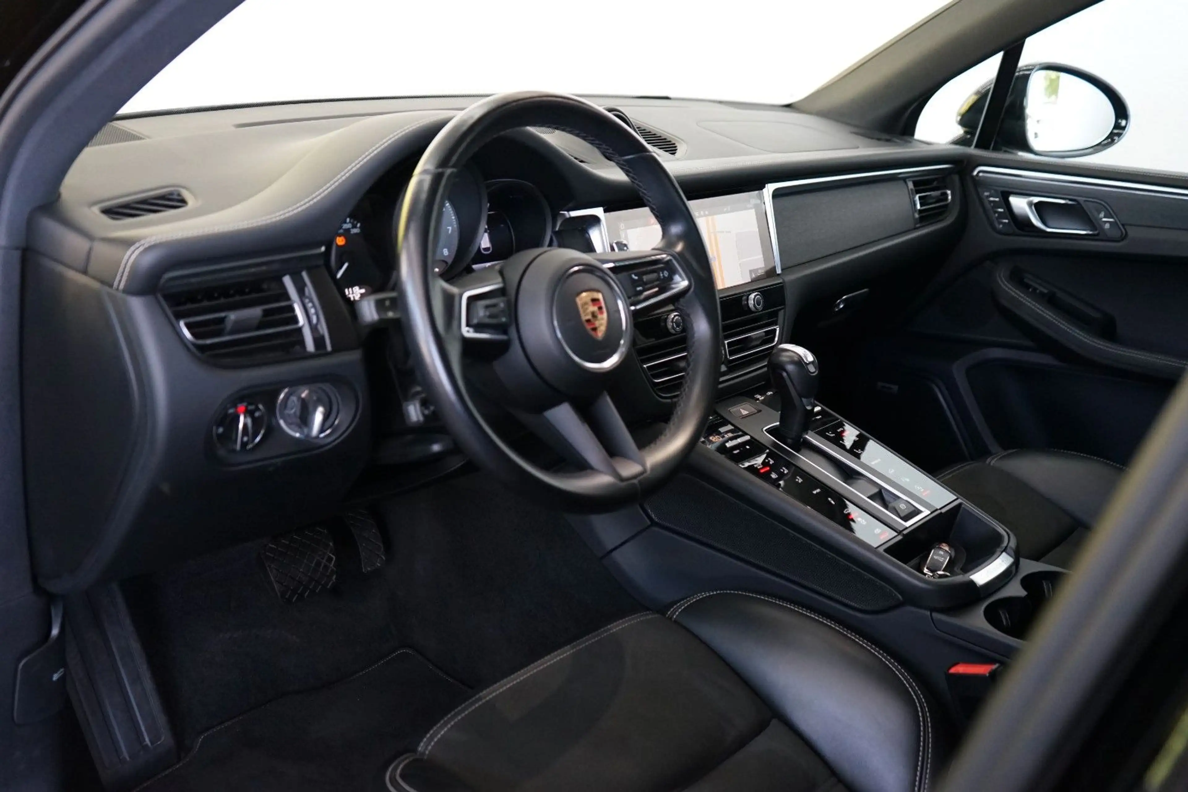 Porsche Macan GTS/LUFT/PANO/ACC/STHZ/18W/BOSE/CAM/KEYLES — photo 15