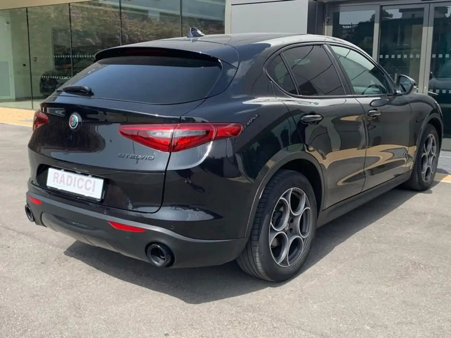 Alfa Romeo Stelvio 2.2 Turbodiesel 190 CV AT8 RWD Sprint - 2
